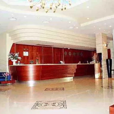 Hotel Butrinti 4*