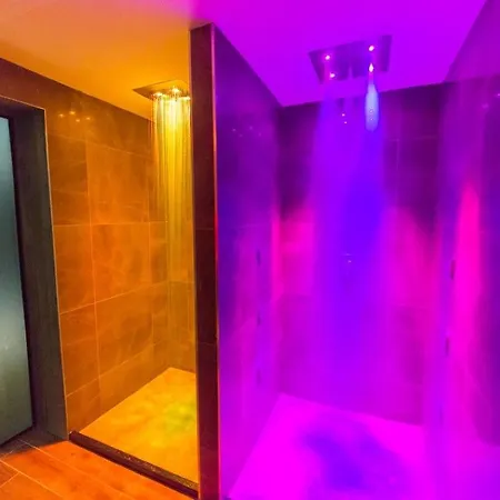 Hotel Butrinti 5*
